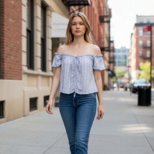 Kendall & Kylie Women's Striped Off-Shoulder Blouse - Large